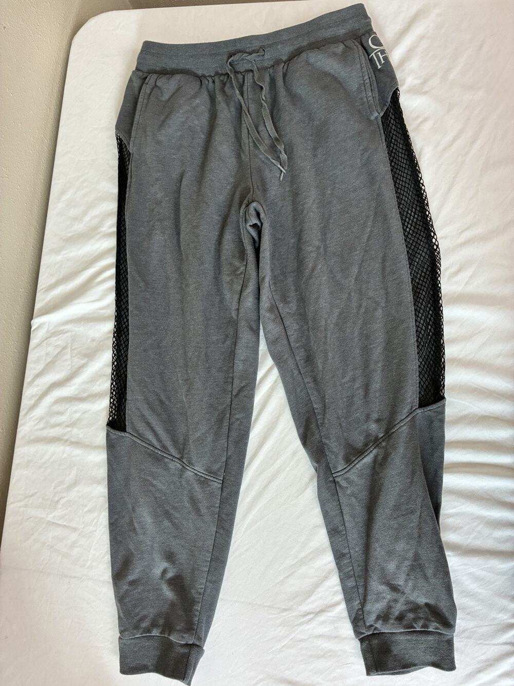 Game of Thrones Size L House Emblem Joggers Mesh Side Vents HBO Fantasy Sweats